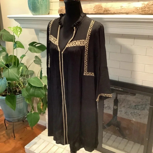 #340 See You Soon Black Dress with Tan Embroidered Sleeves and Front Size Medium - Picture 2 of 9